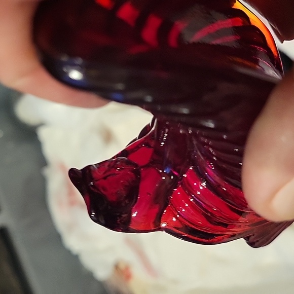 Fenton Glass Rare "Cat Head" Ruby Slipper! EUC! - Picture 3 of 5